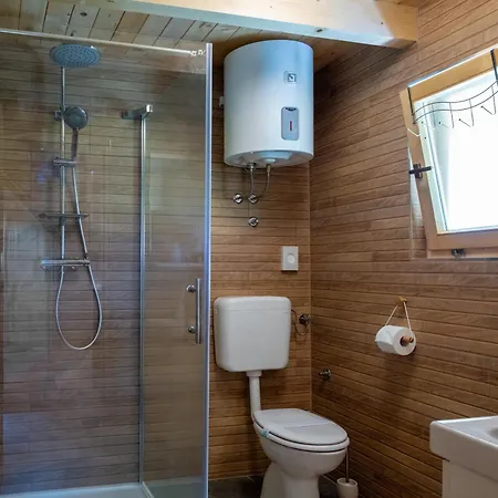 Vila House Jela Karlovac Exteriér fotografie