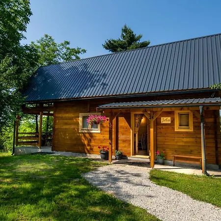 Vila House Jela Karlovac Exteriér fotografie